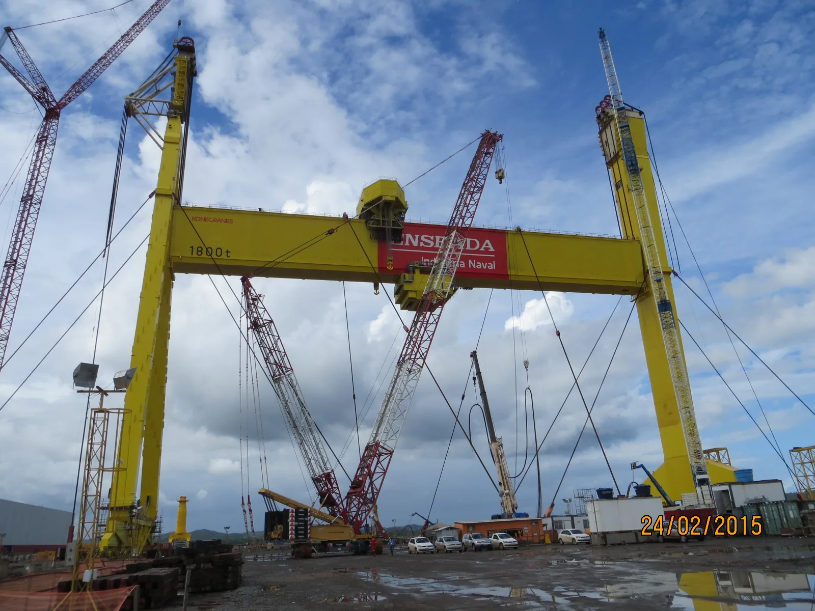 Goliath gantry crane